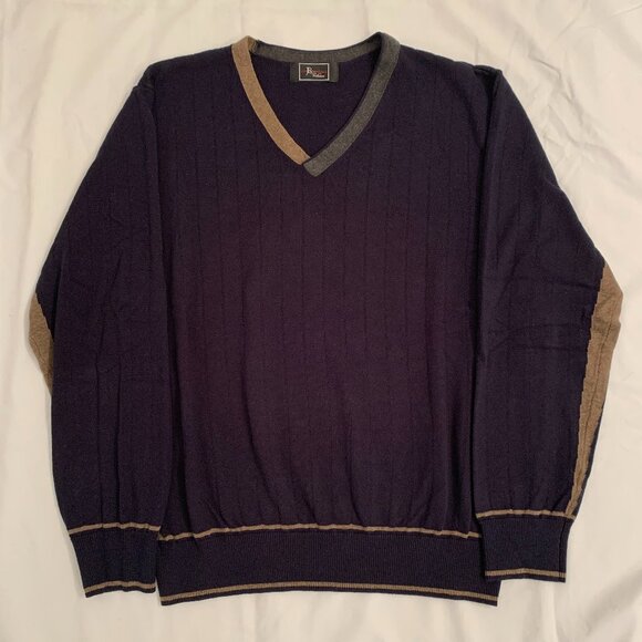 navy and tan V neck sweater size M - Picture 2 of 6